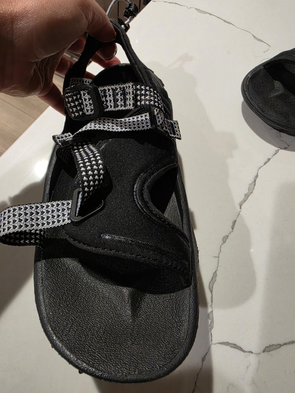 Nike Women’s Size 6 Black Gray Y2K Outdoor Hiking Sport Sandals - Picture 6 of 7